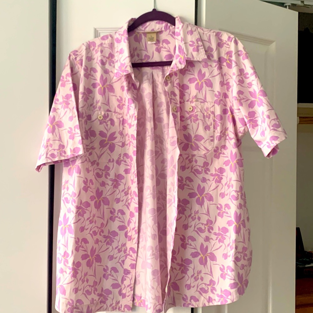 Floral Duluth button up. Size L